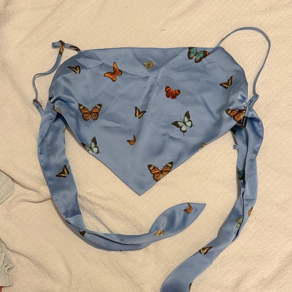 Forever 21 silky crop butterfly tie top size medium